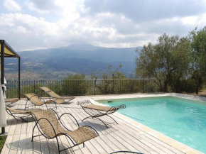 Valley view holiday home in Seggiano with a sauna